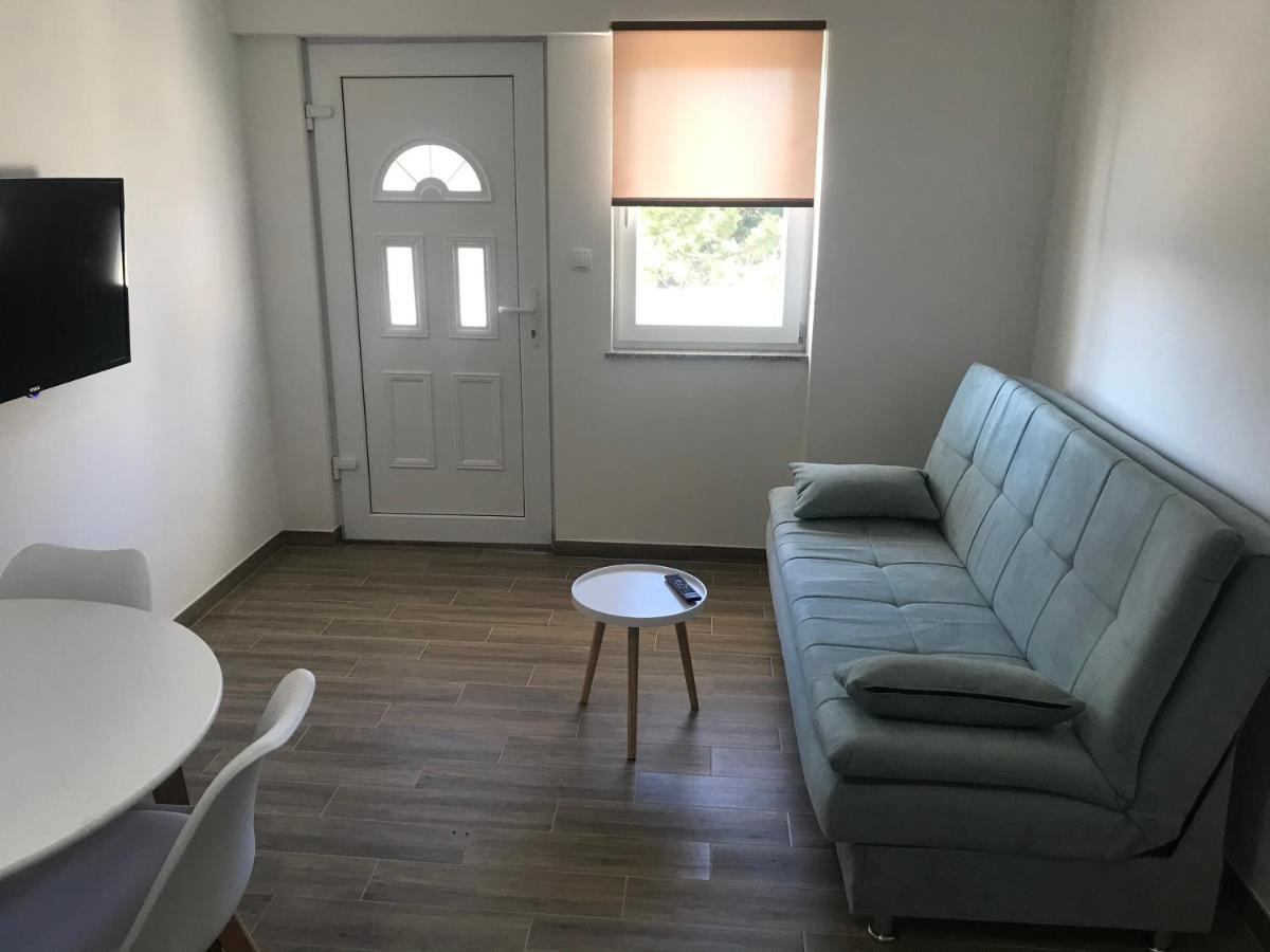 באסקה Apartments Lena מראה חיצוני תמונה
