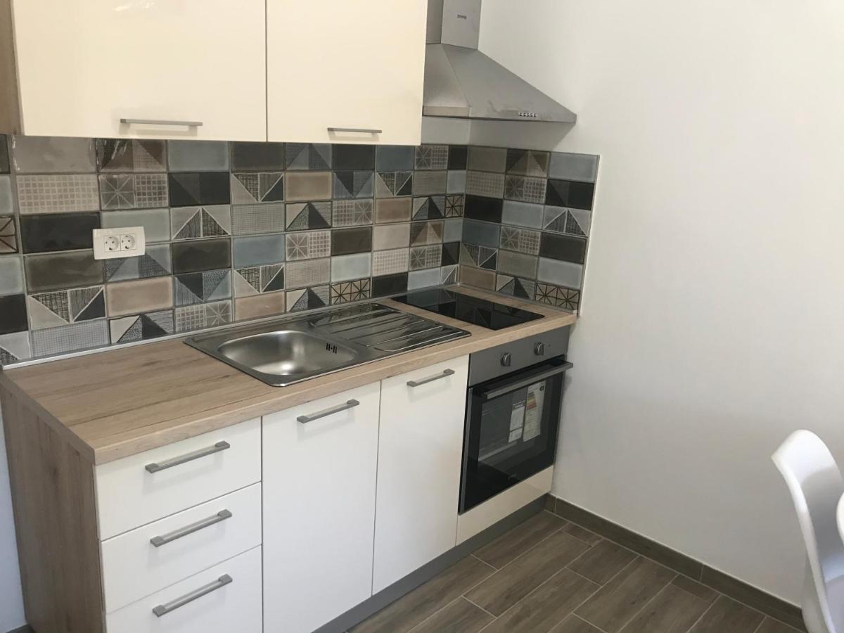 באסקה Apartments Lena מראה חיצוני תמונה