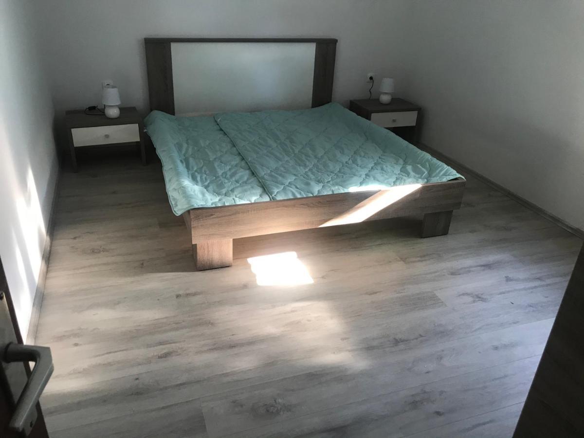 באסקה Apartments Lena מראה חיצוני תמונה