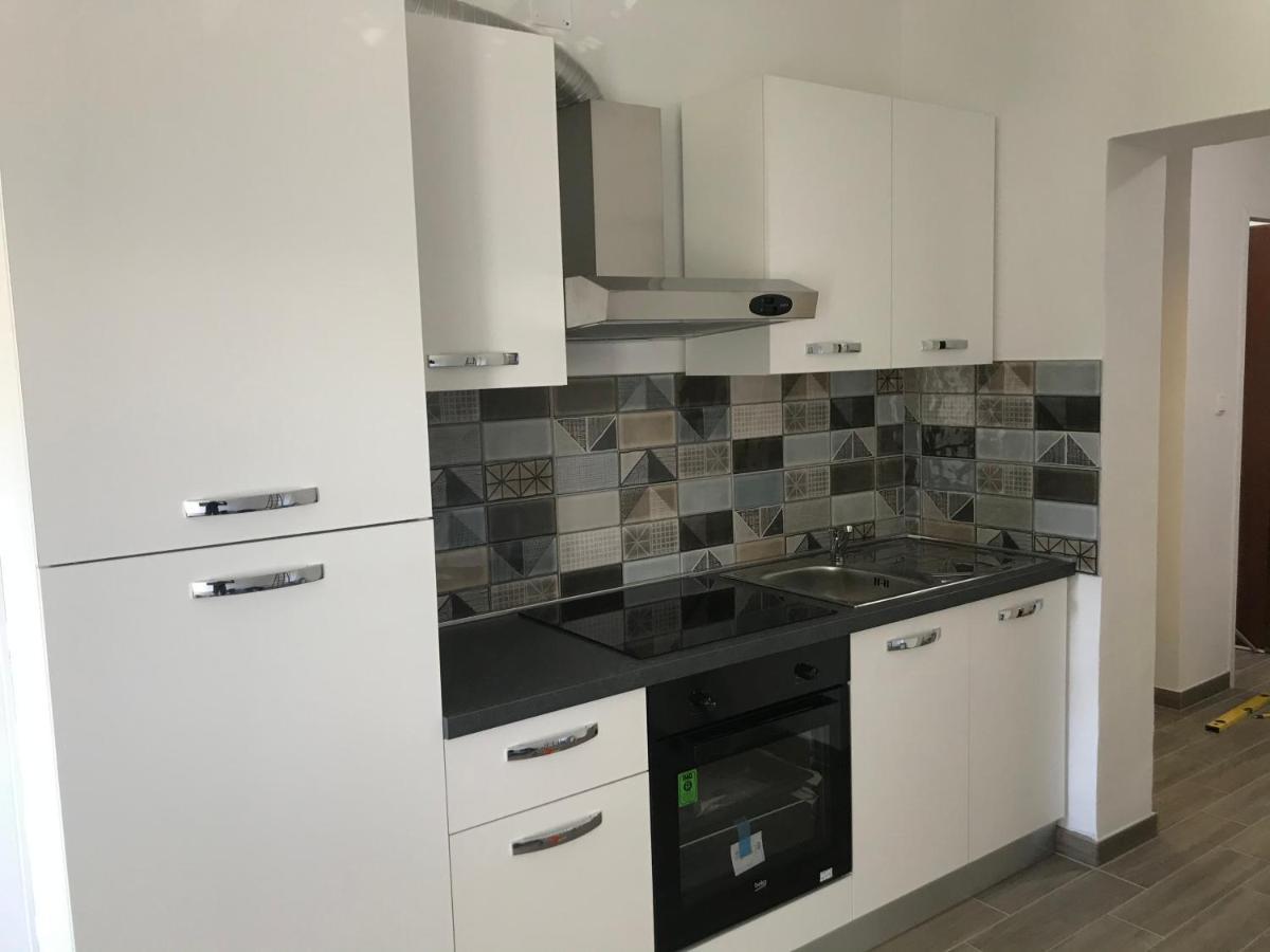 באסקה Apartments Lena מראה חיצוני תמונה