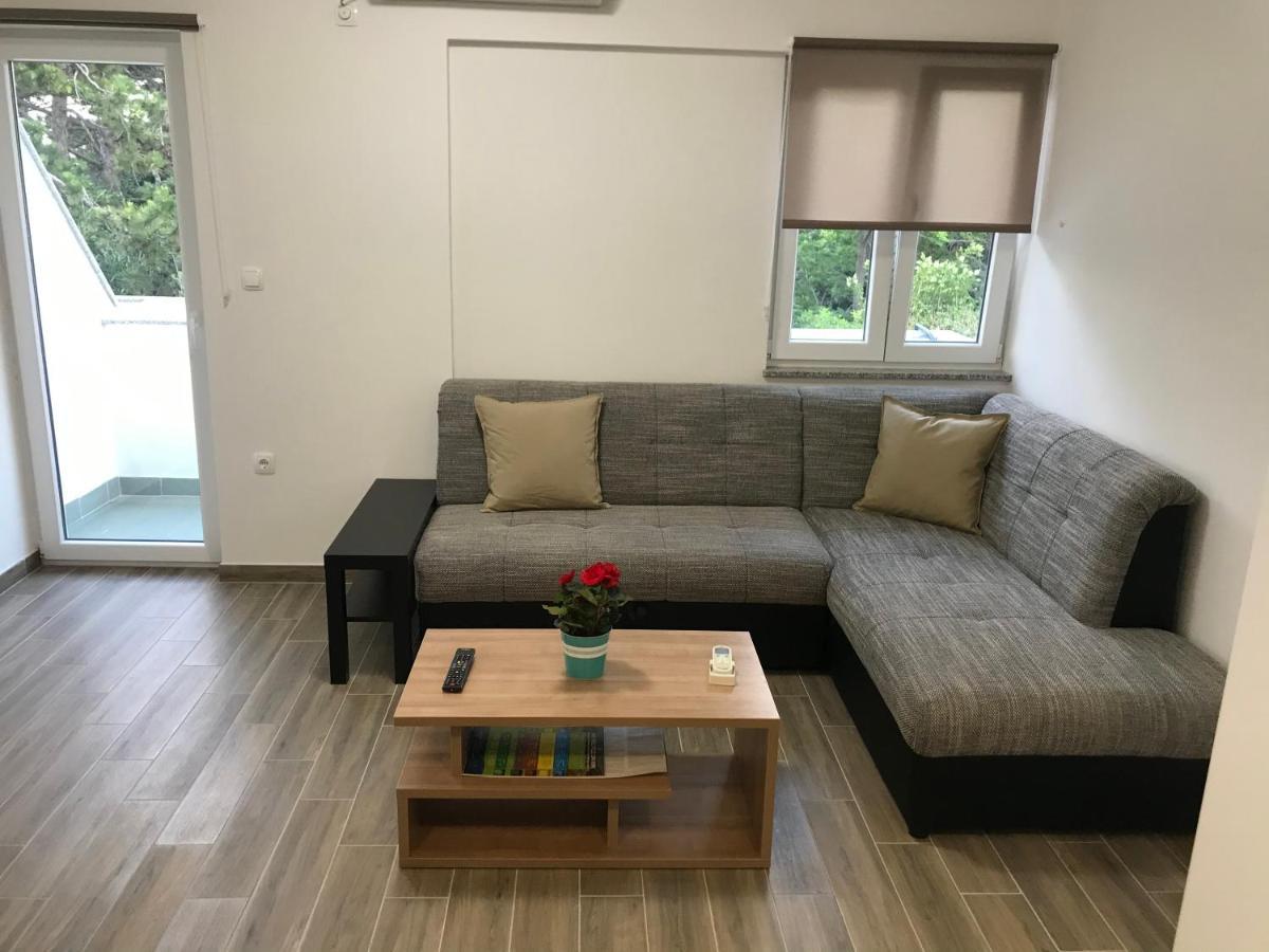 באסקה Apartments Lena מראה חיצוני תמונה