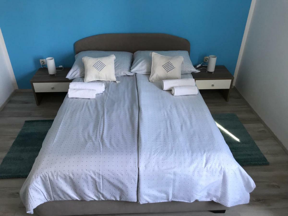 באסקה Apartments Lena מראה חיצוני תמונה