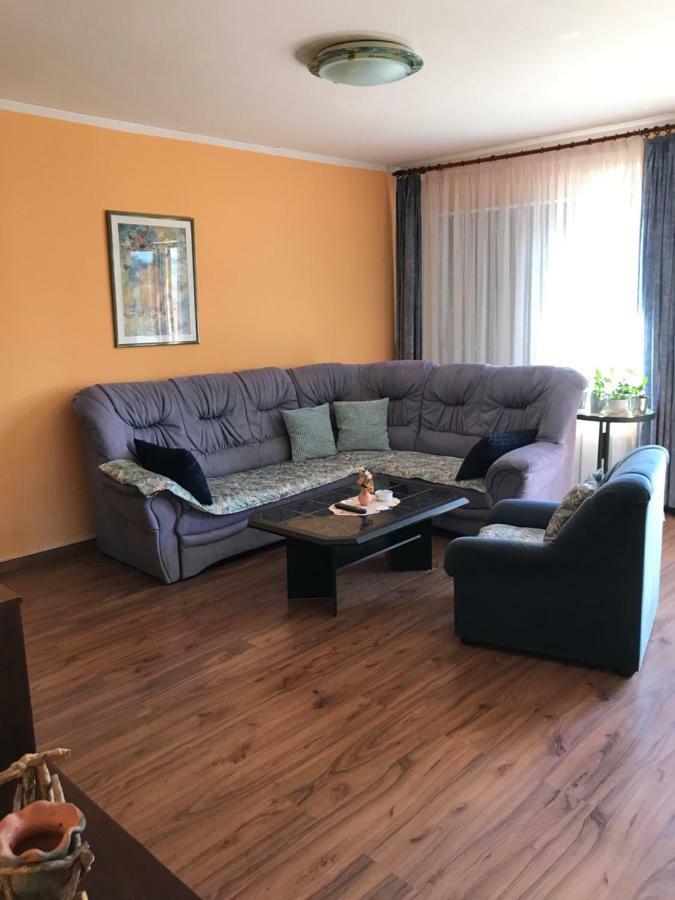 באסקה Apartments Lena מראה חיצוני תמונה
